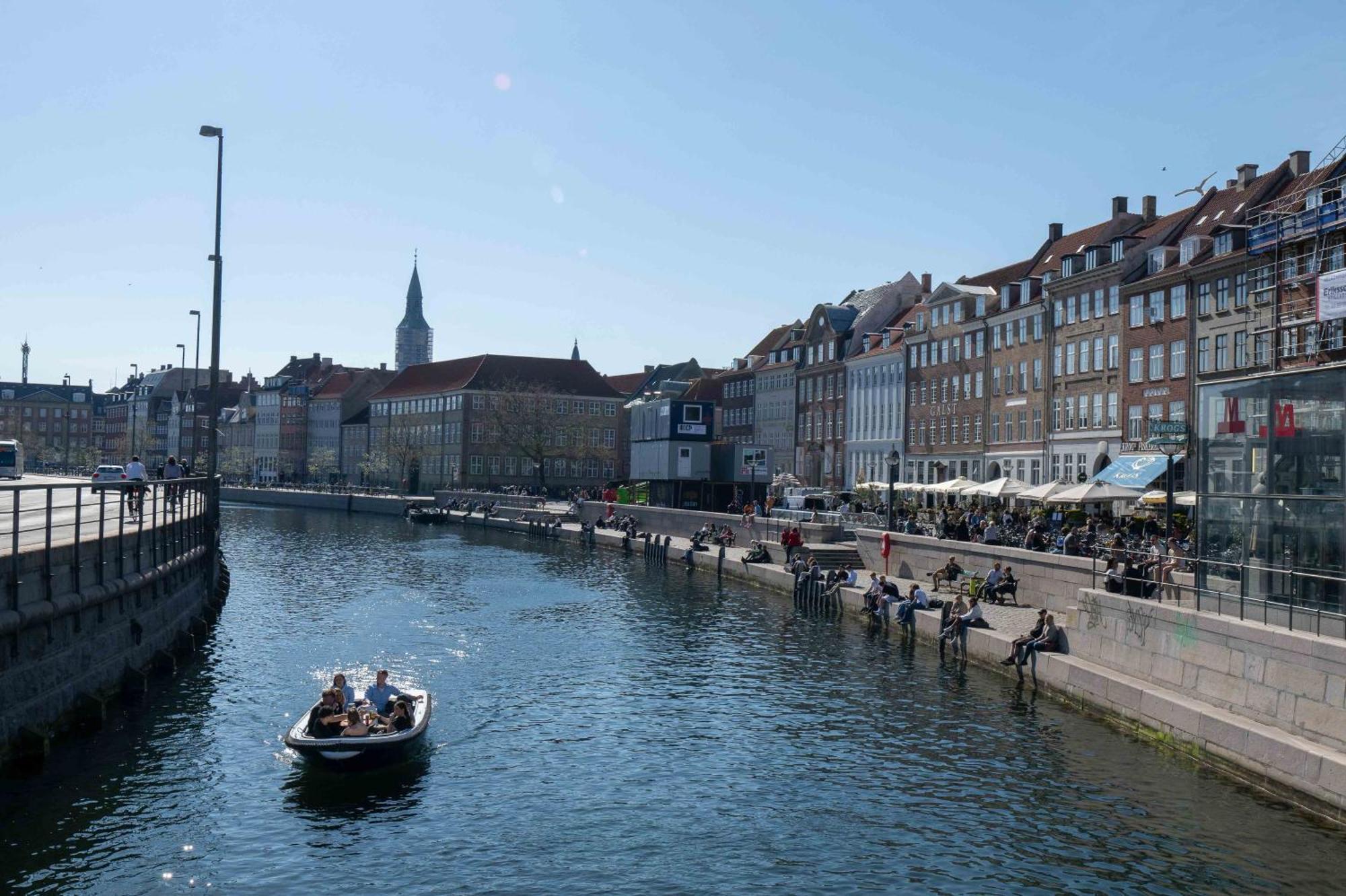 קופנהגן Large Apartment With Canal View In Central Cph City מראה חיצוני תמונה